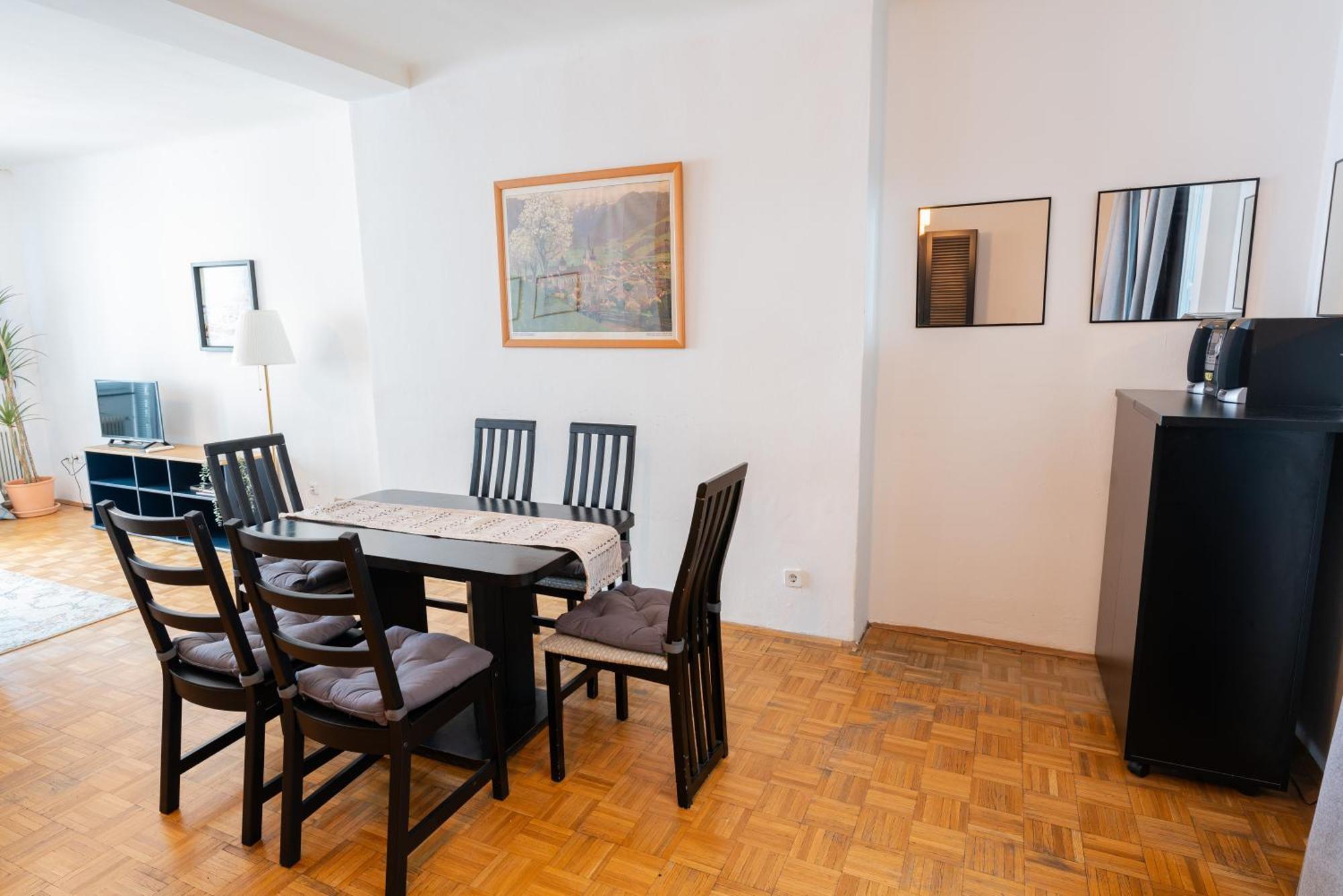Central Living Apartment Opera Вена Экстерьер фото