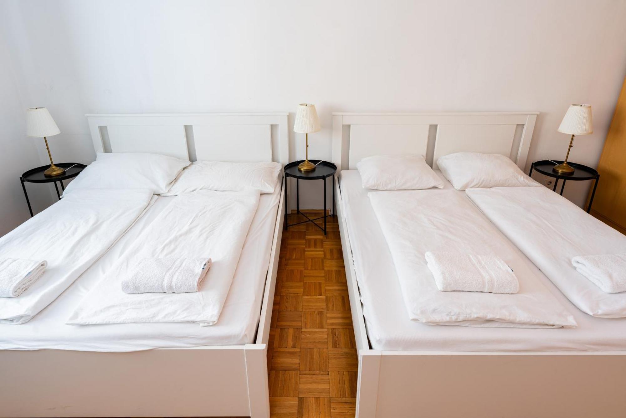 Central Living Apartment Opera Вена Экстерьер фото